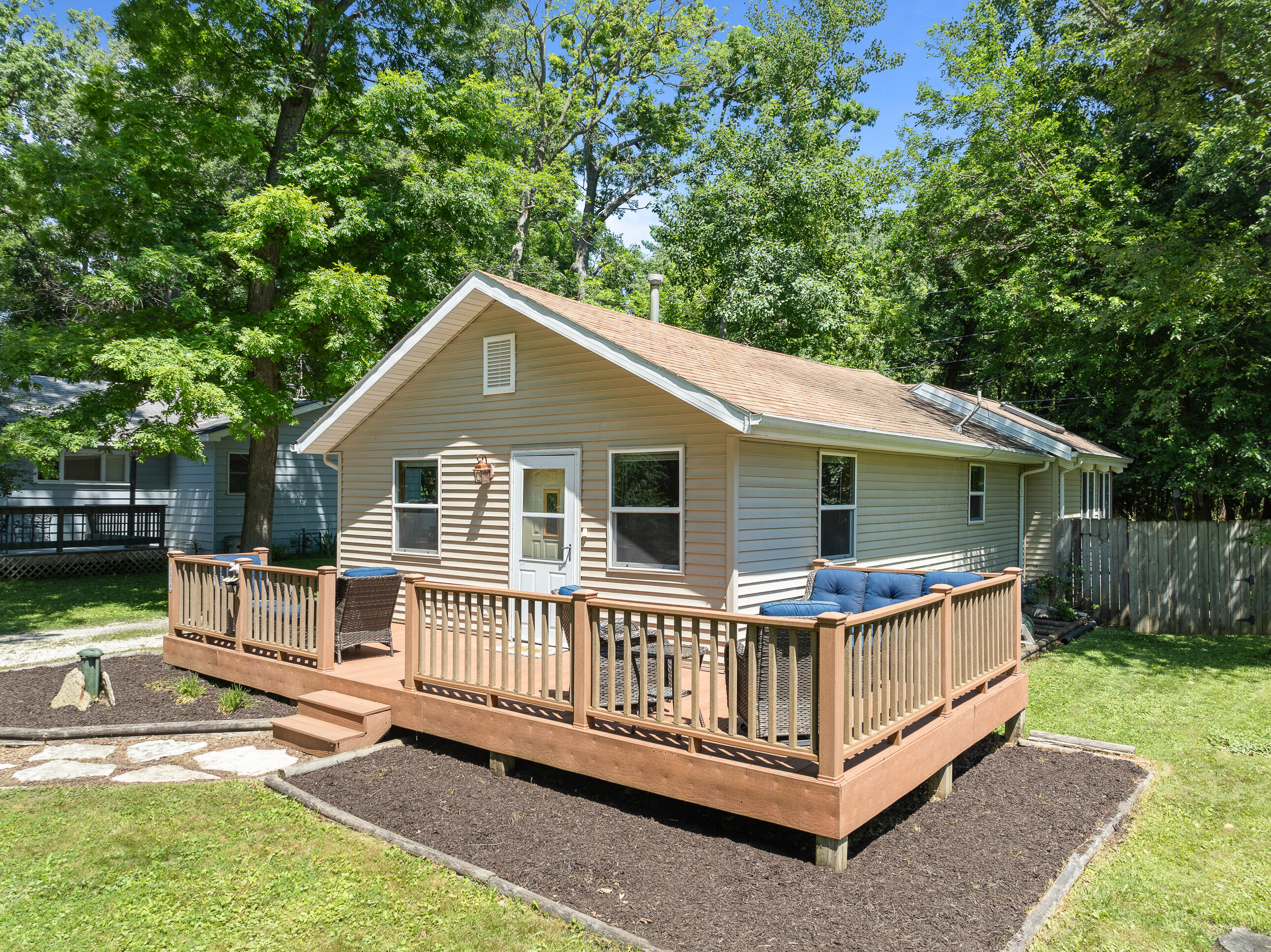 3214 Chicago Club Dr