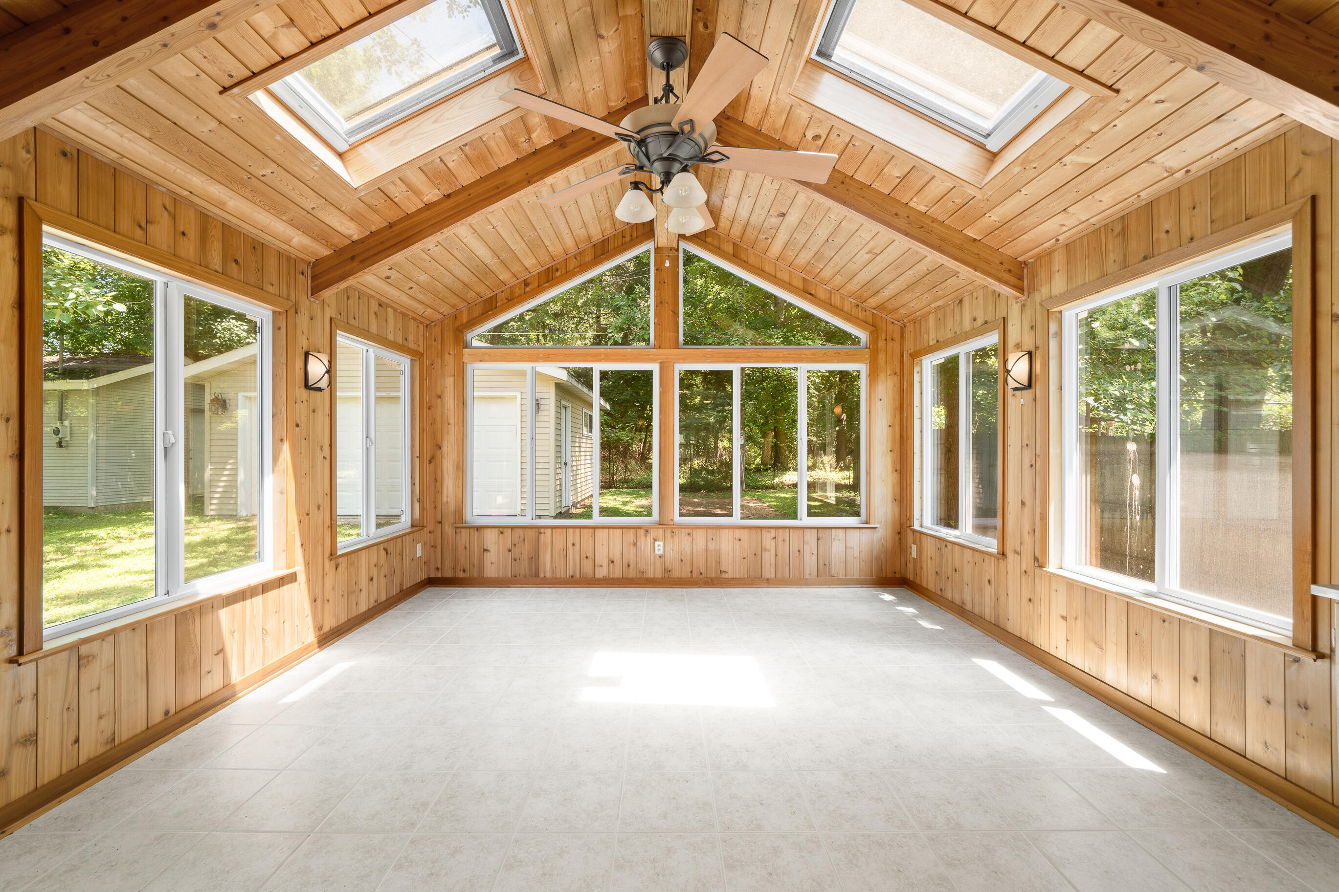 3214 Chicago Club Dr