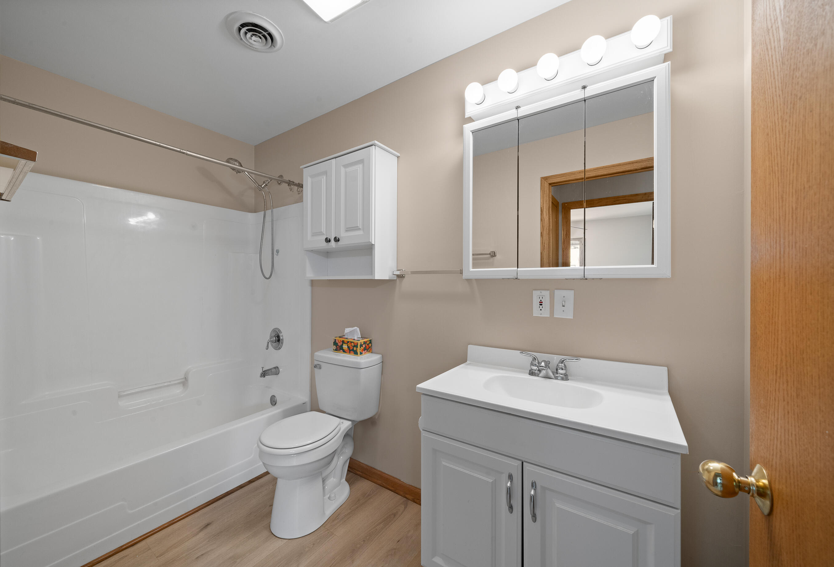 3214 Chicago Club Dr