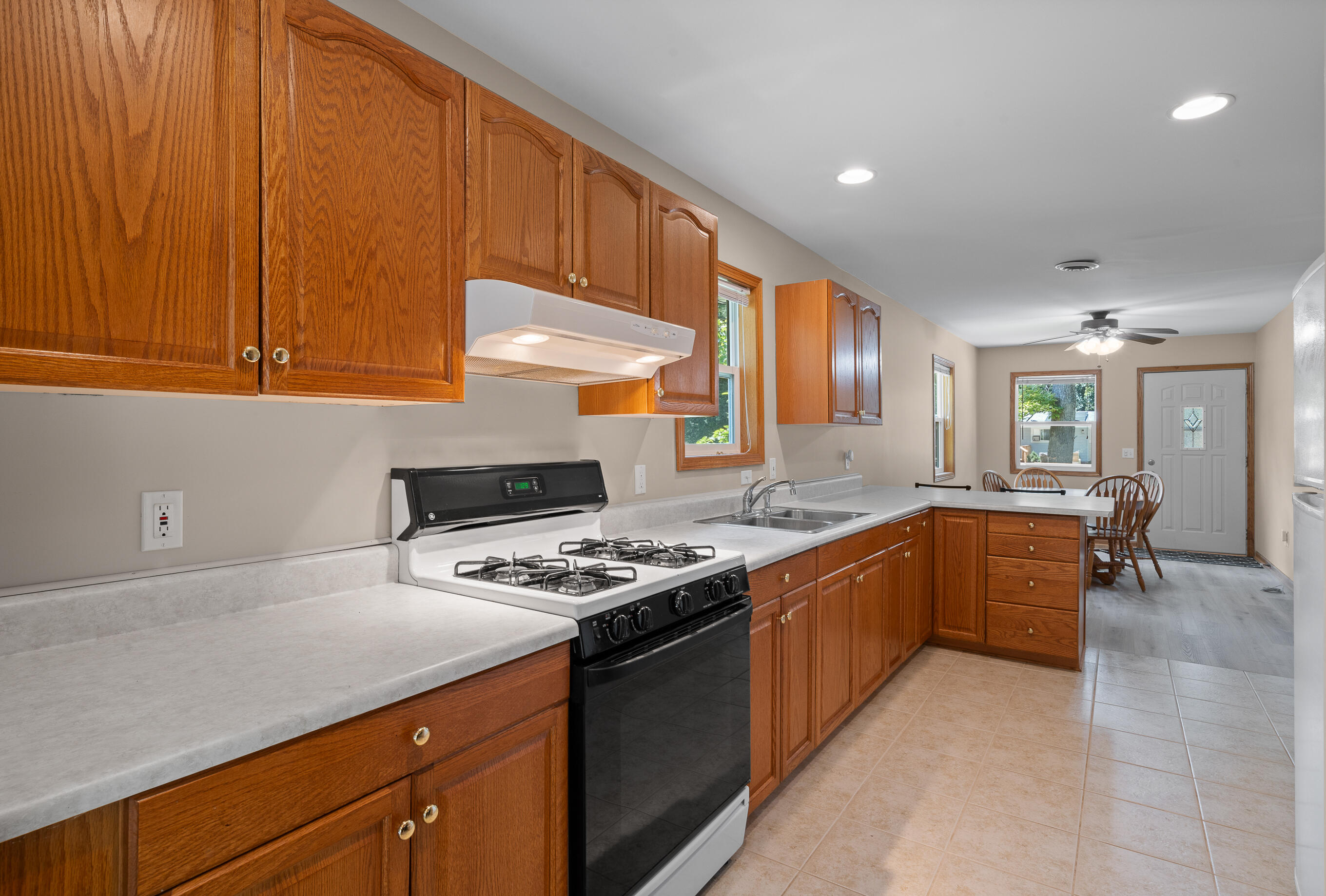 3214 Chicago Club Dr