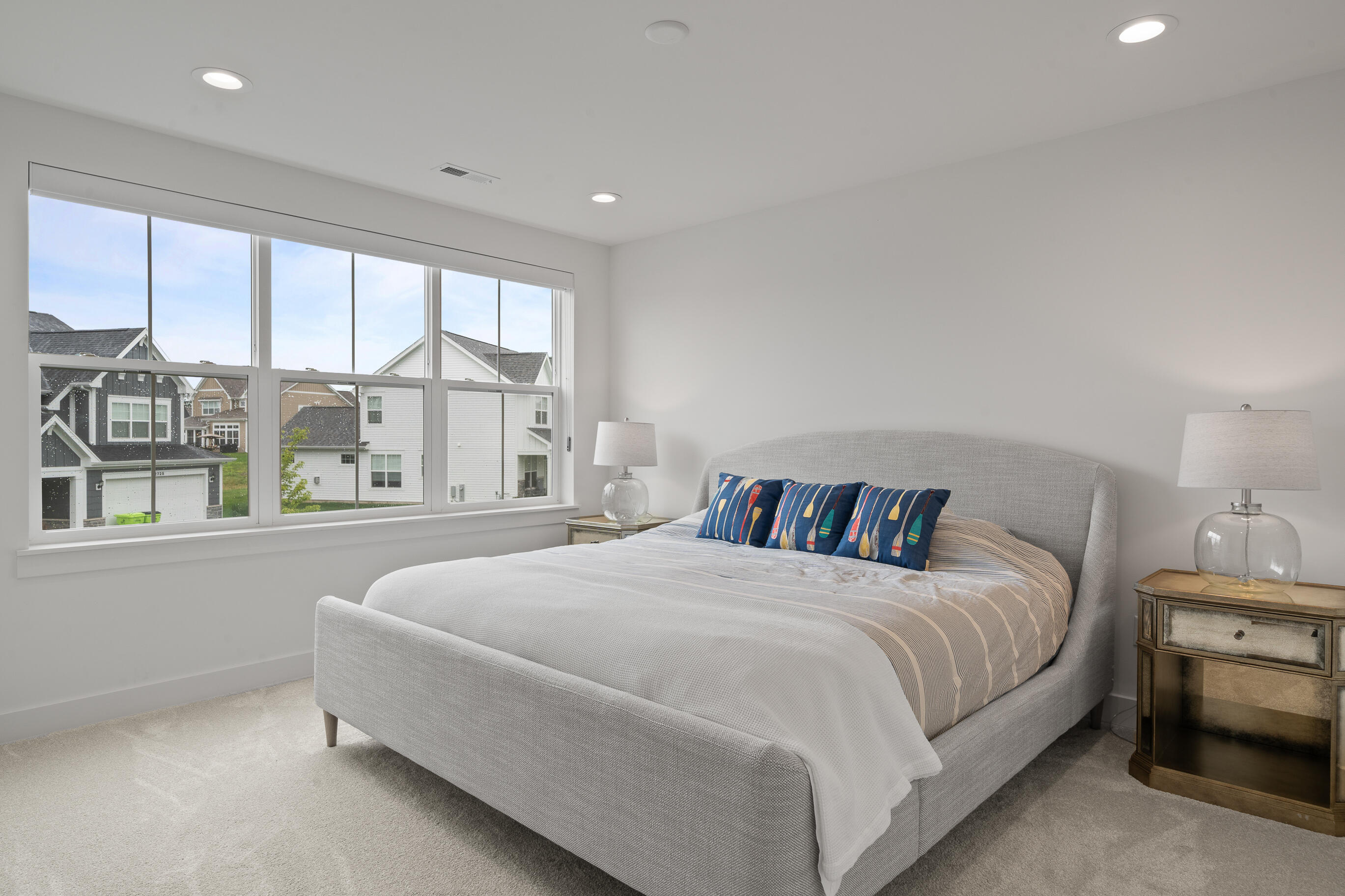 2724 Harbor Ct