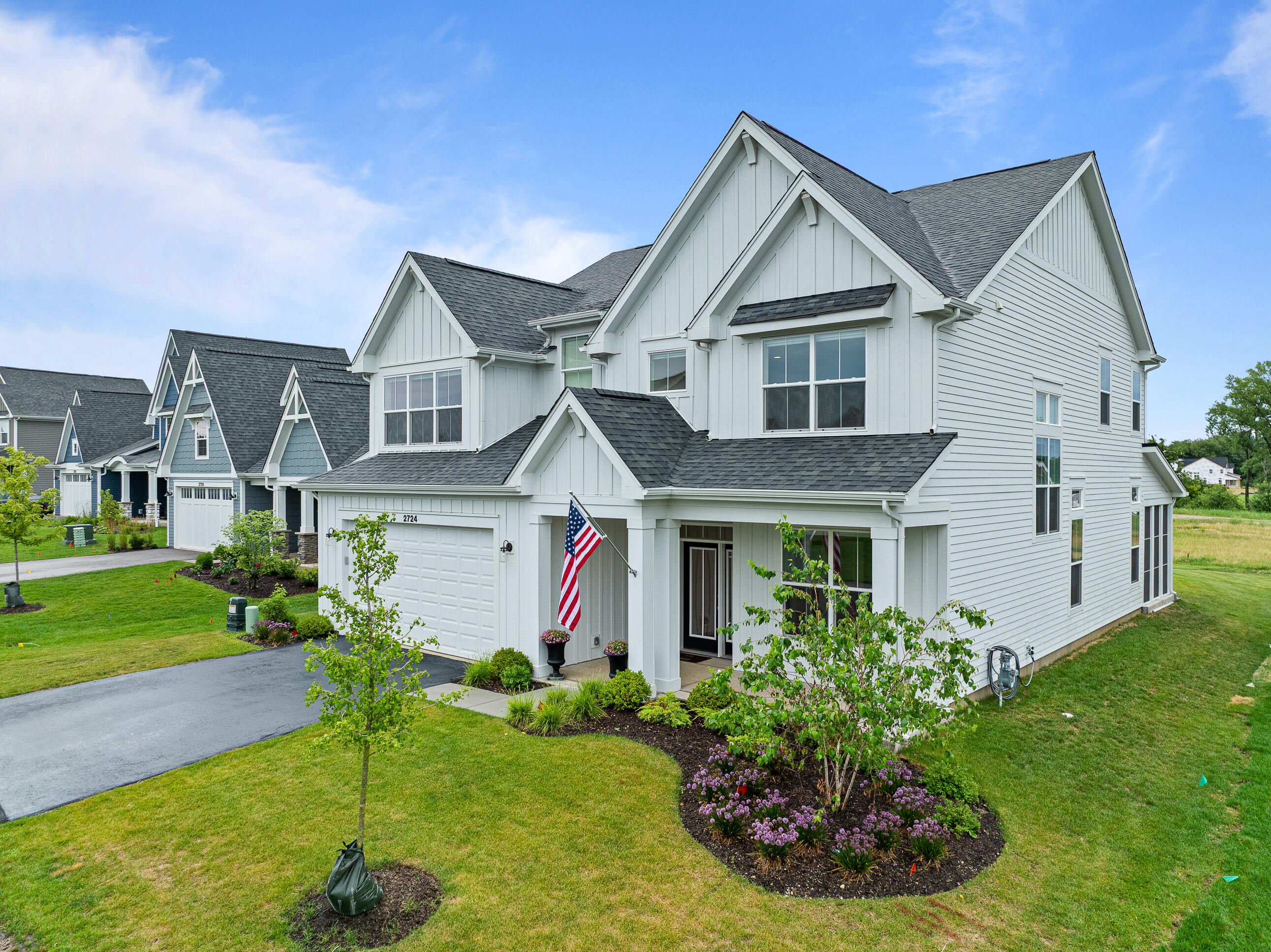 2724 Harbor Ct