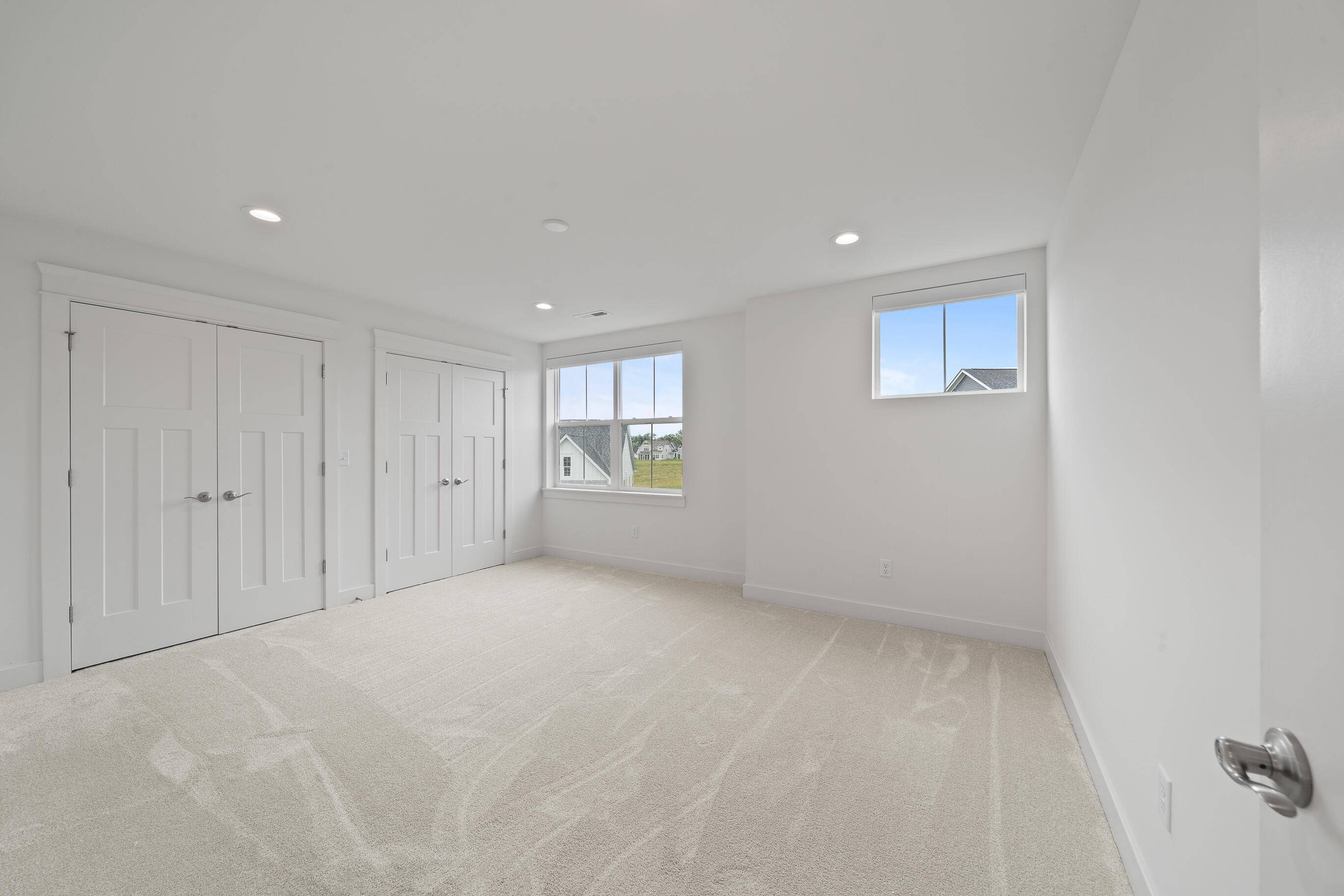 2724 Harbor Ct