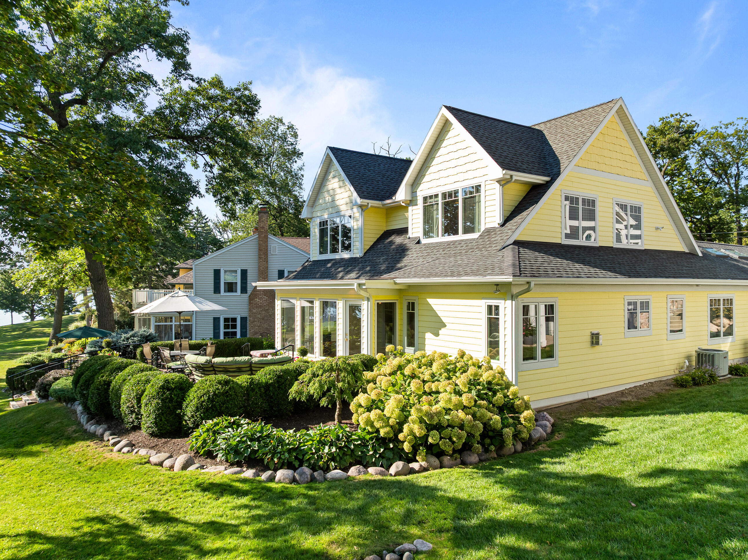 88 Oak Birch Dr