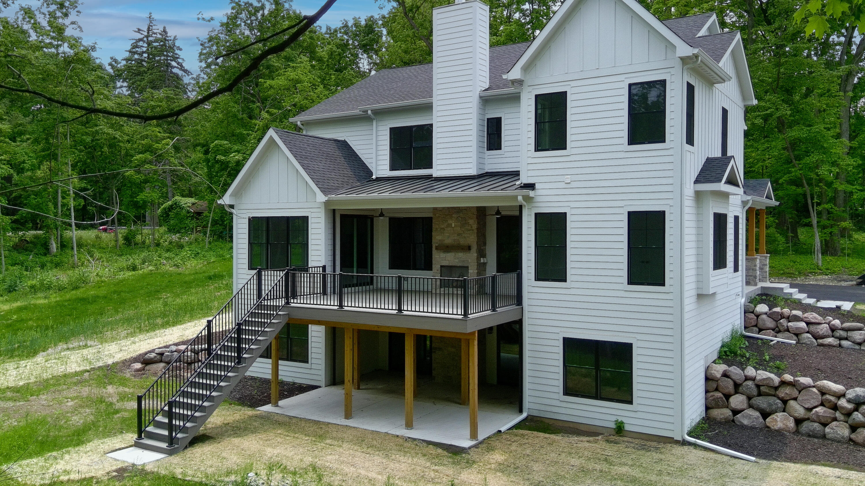 N2692 Forest Dr