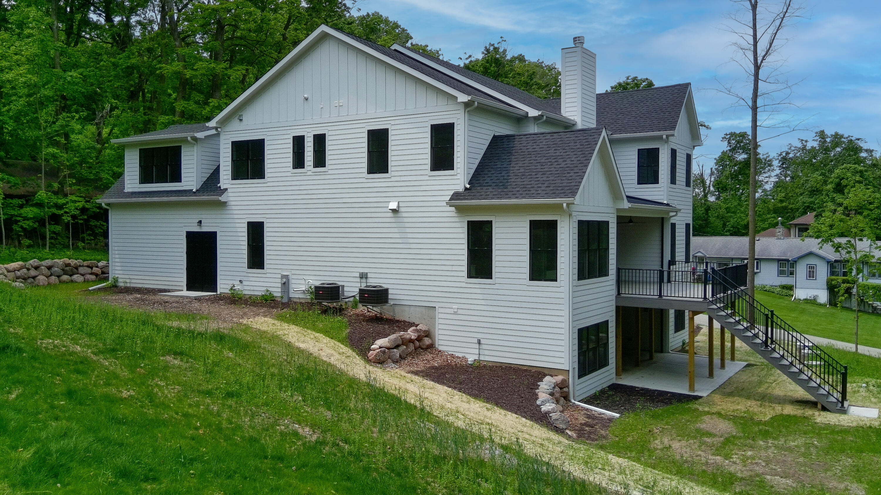 N2692 Forest Dr