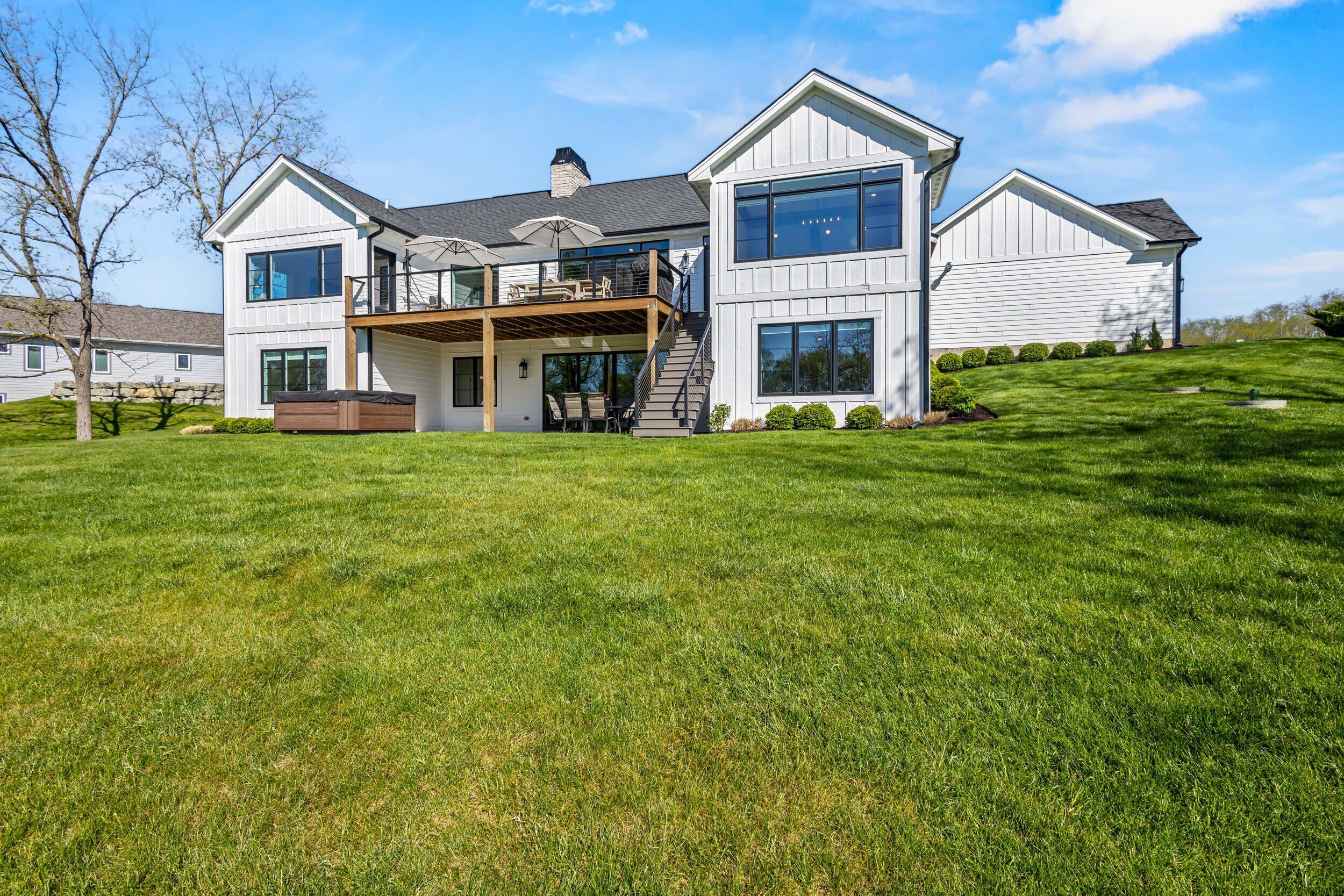 W4464 Lakeview Glen Dr