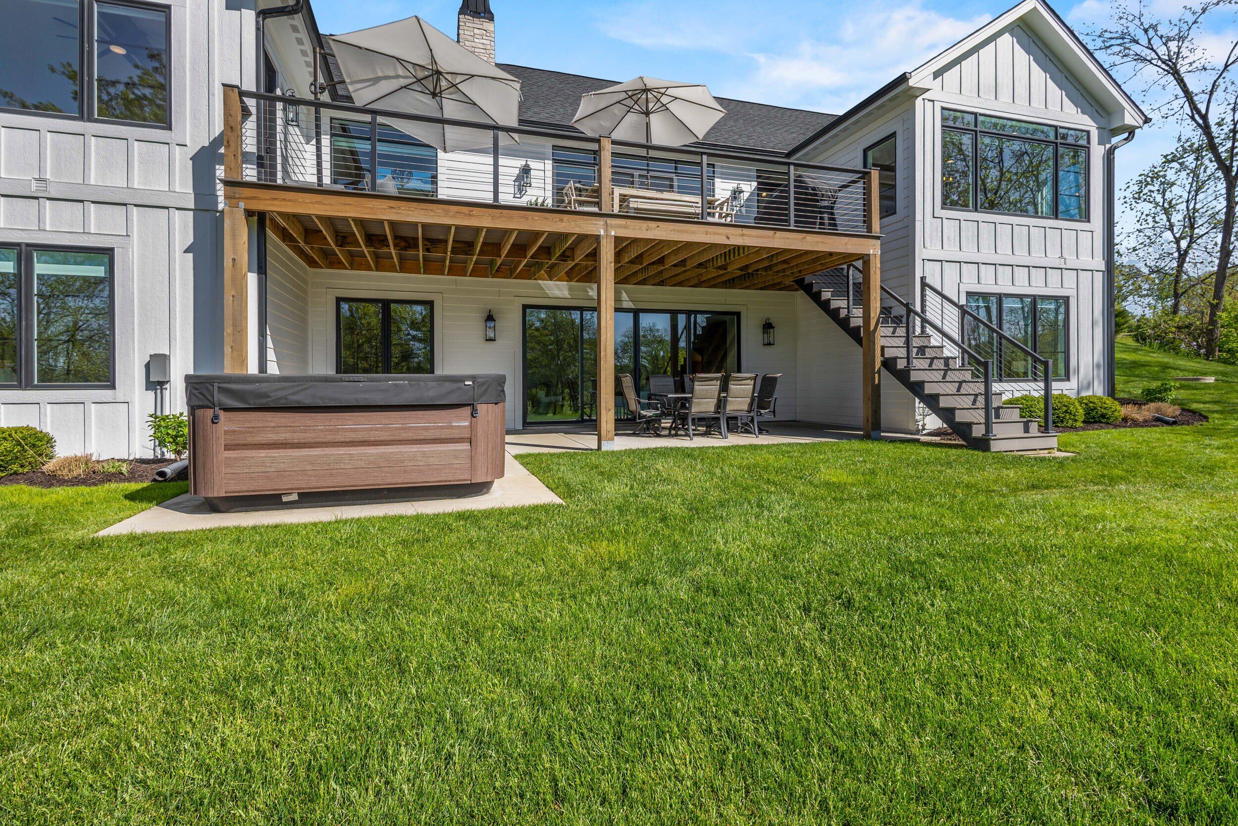 W4464 Lakeview Glen Dr