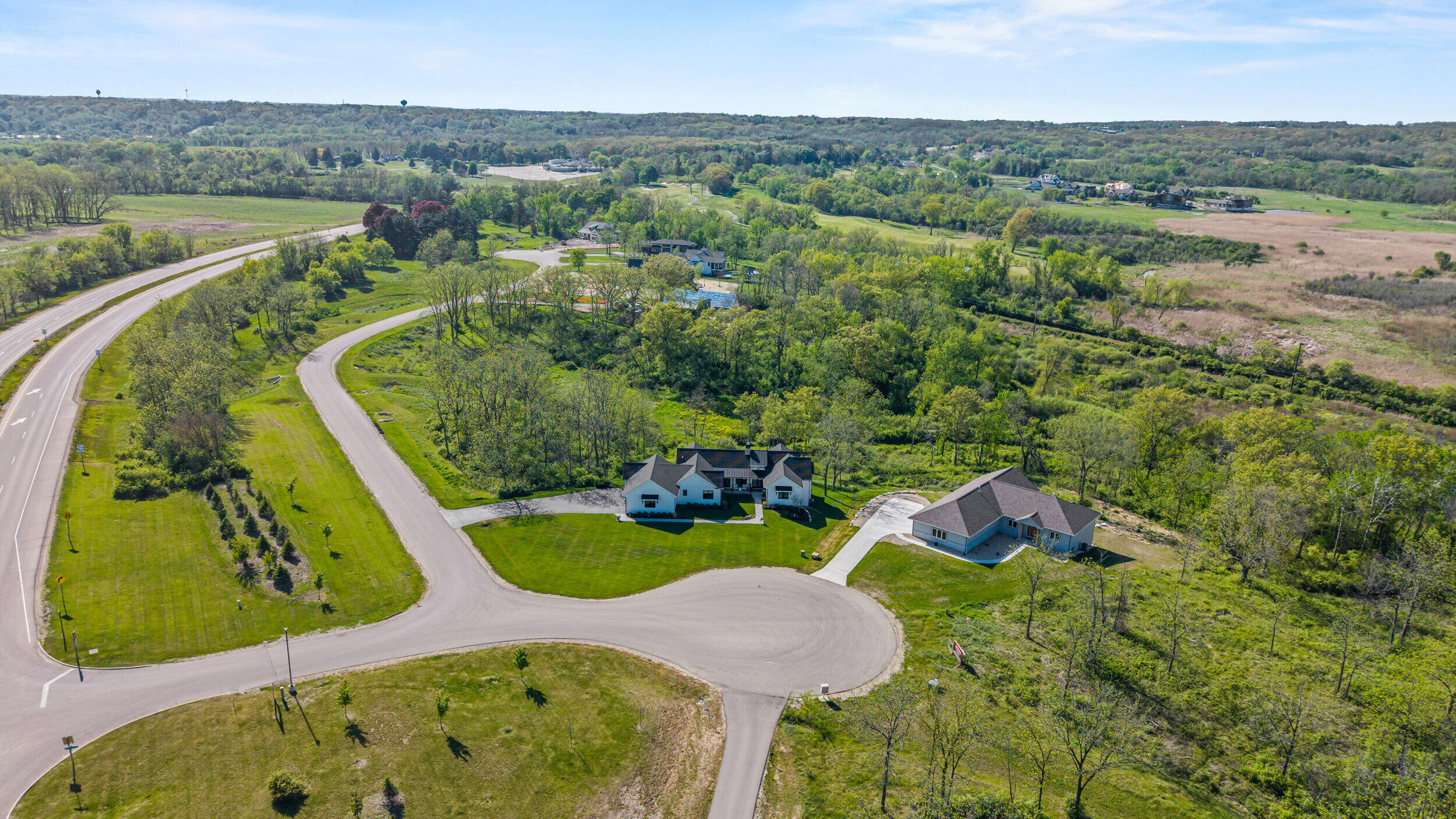 W4464 Lakeview Glen Dr