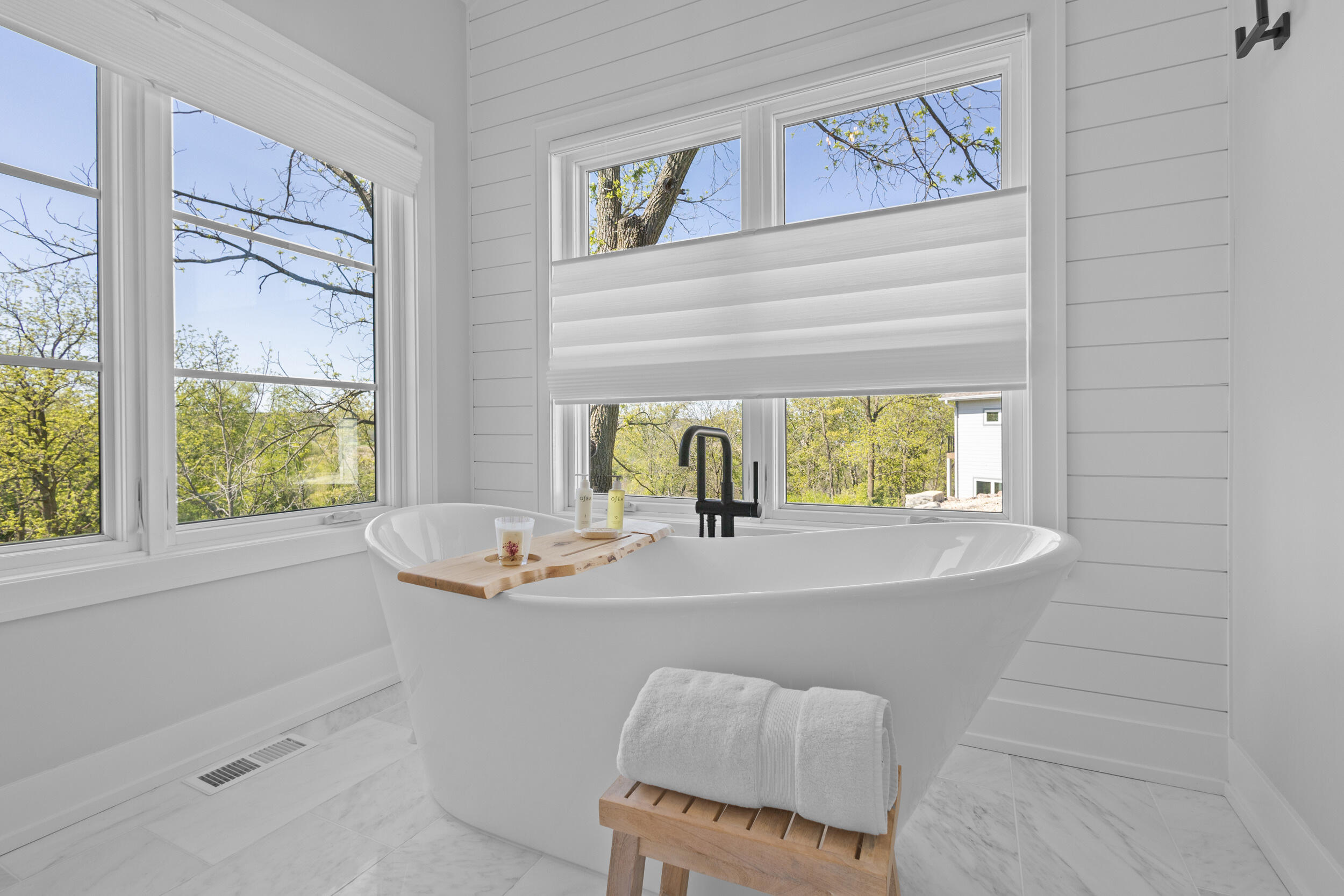 W4464 Lakeview Glen Dr