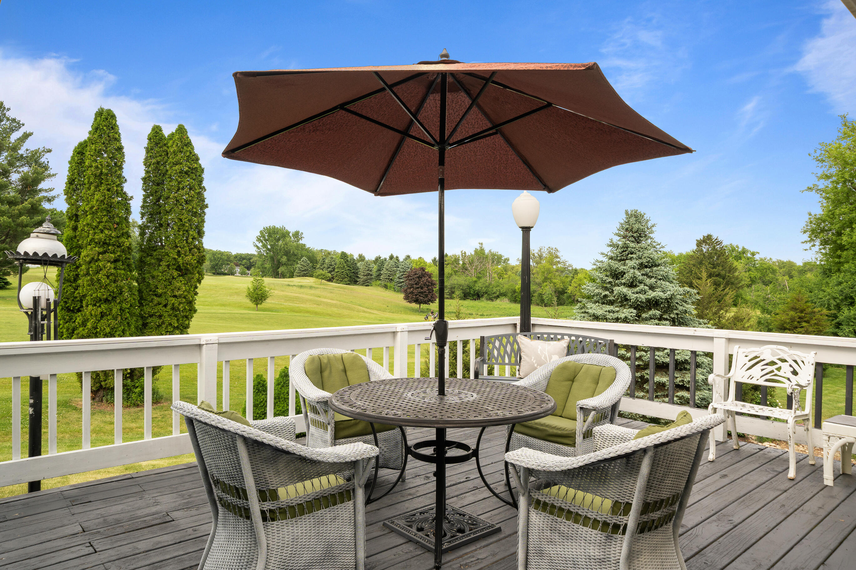 262 Castle Ter