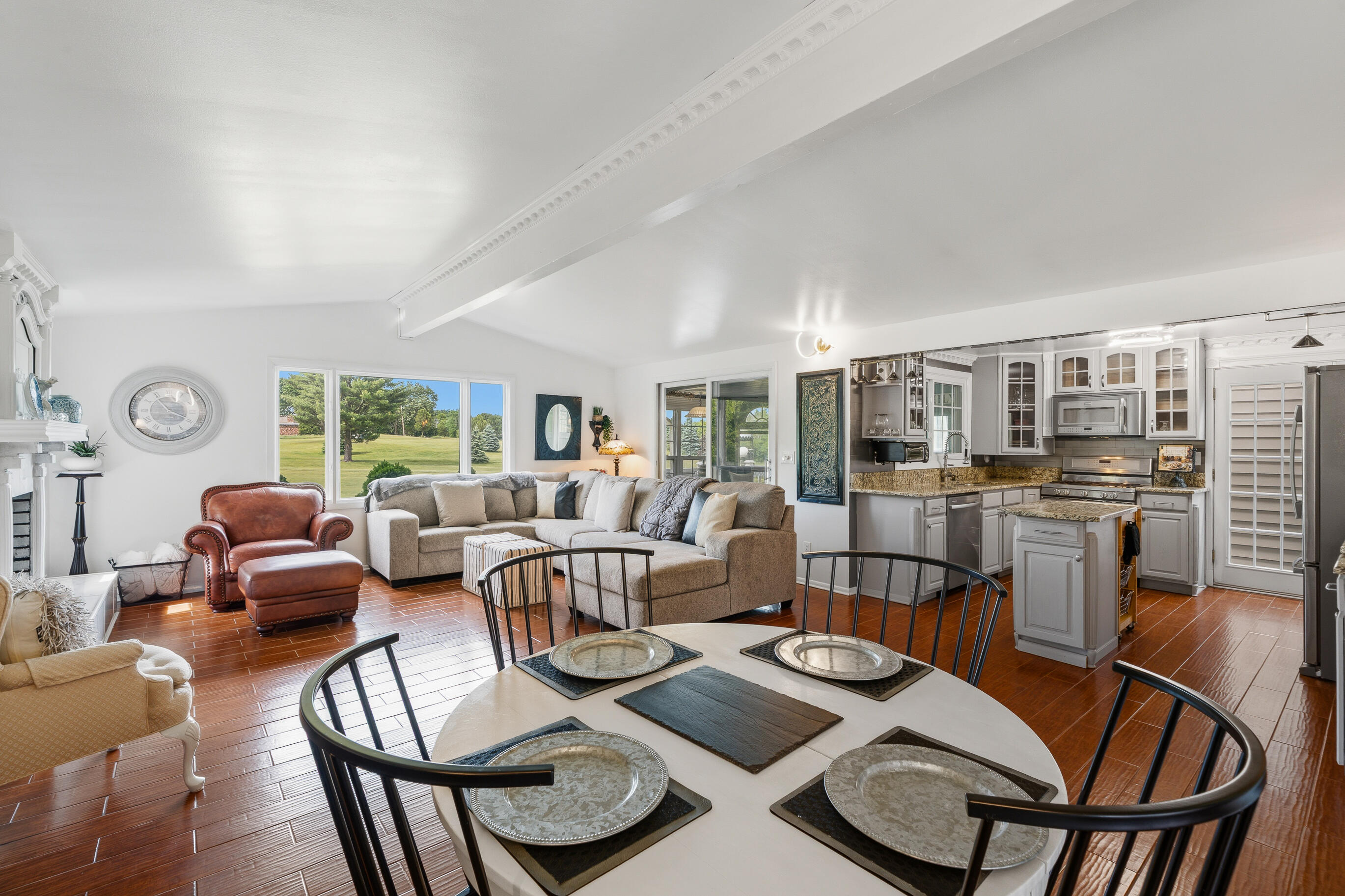 262 Castle Ter