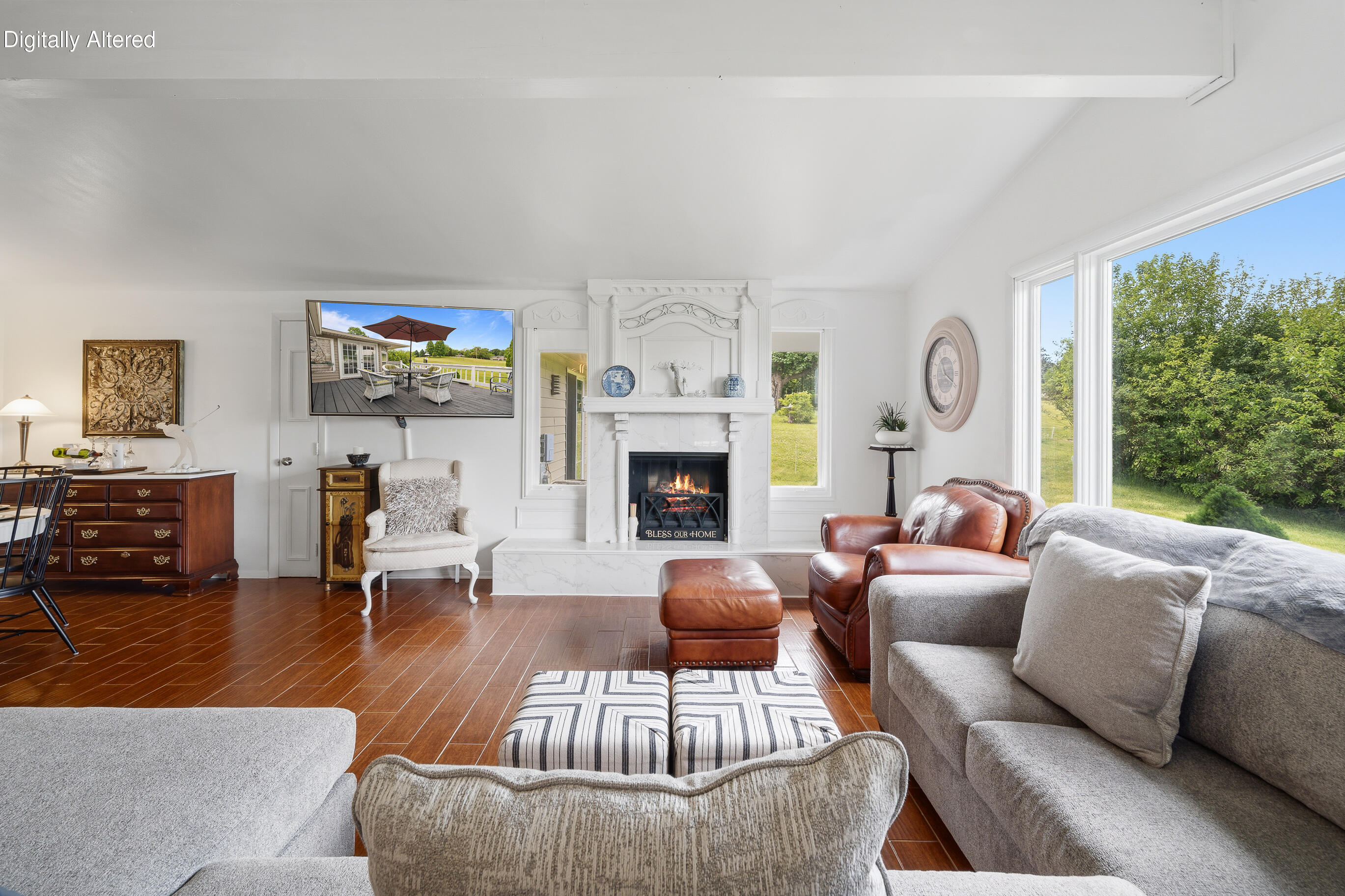 262 Castle Ter