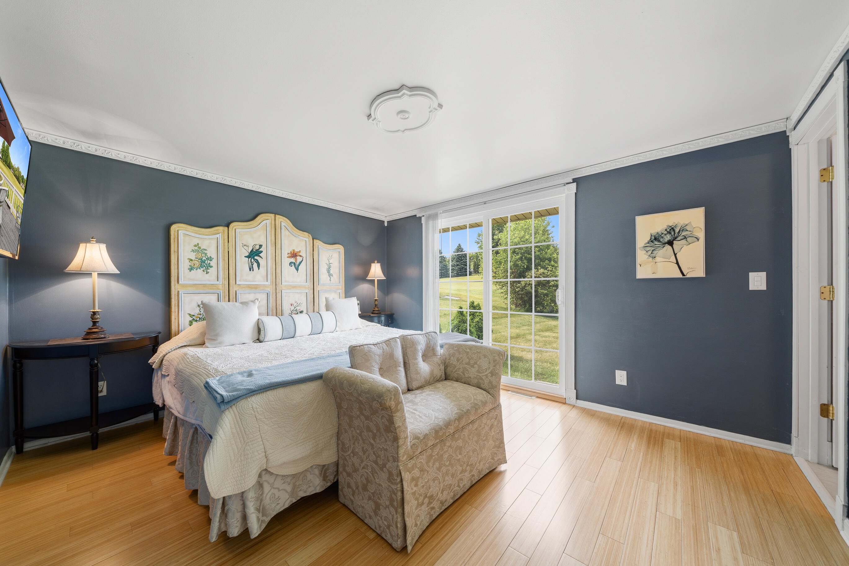 262 Castle Ter
