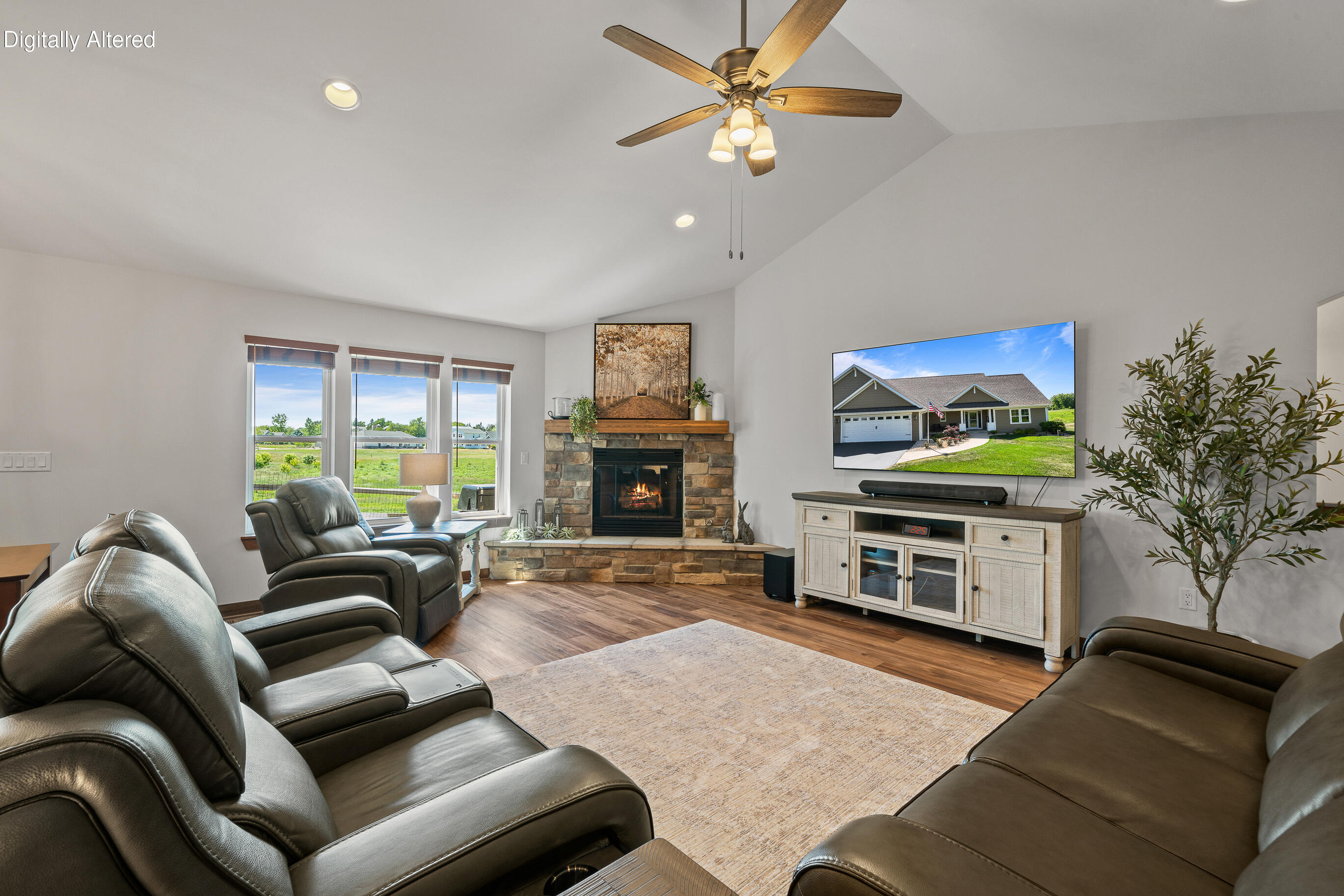 N1451 Maple Ridge Rd