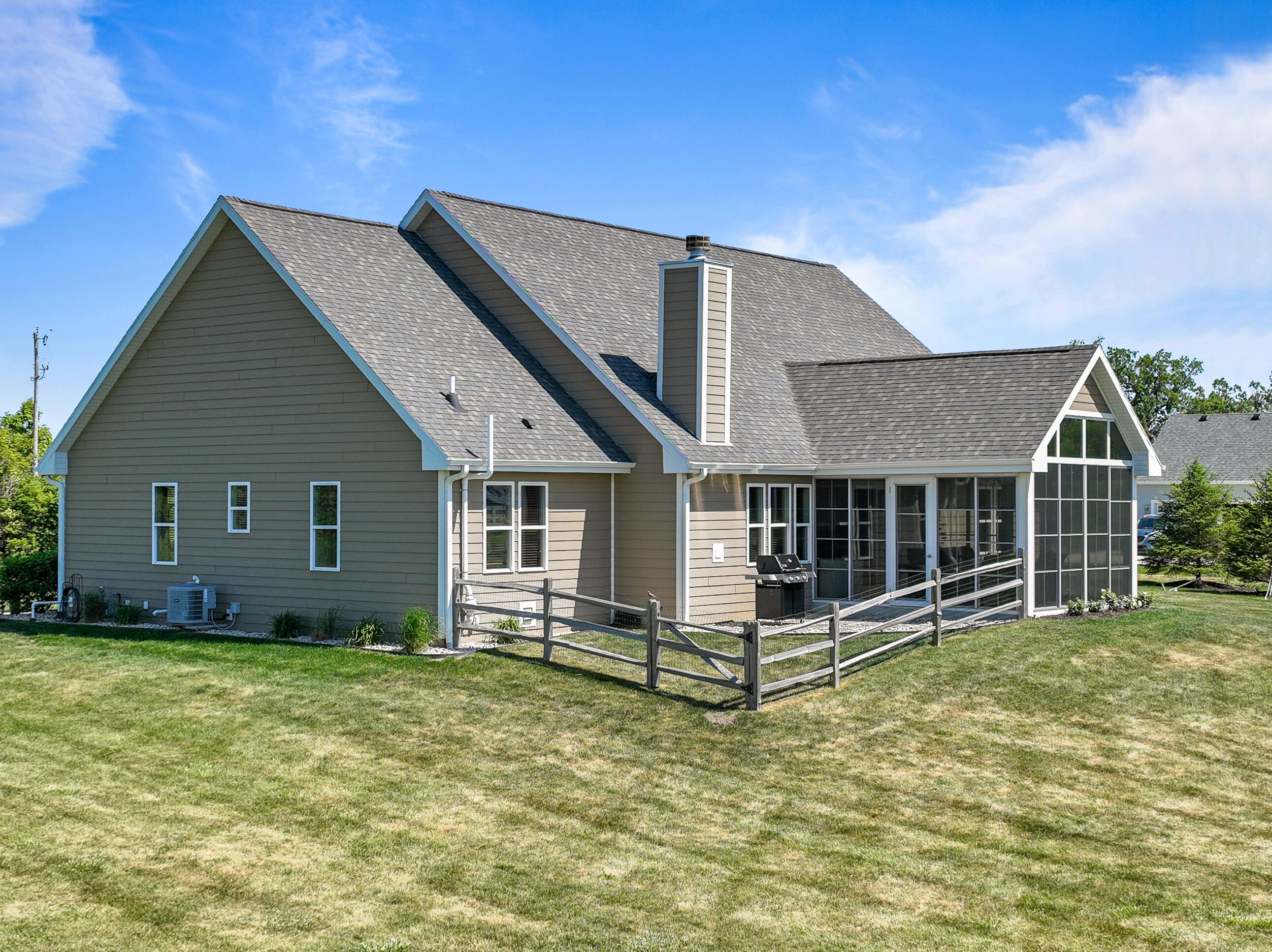 N1451 Maple Ridge Rd