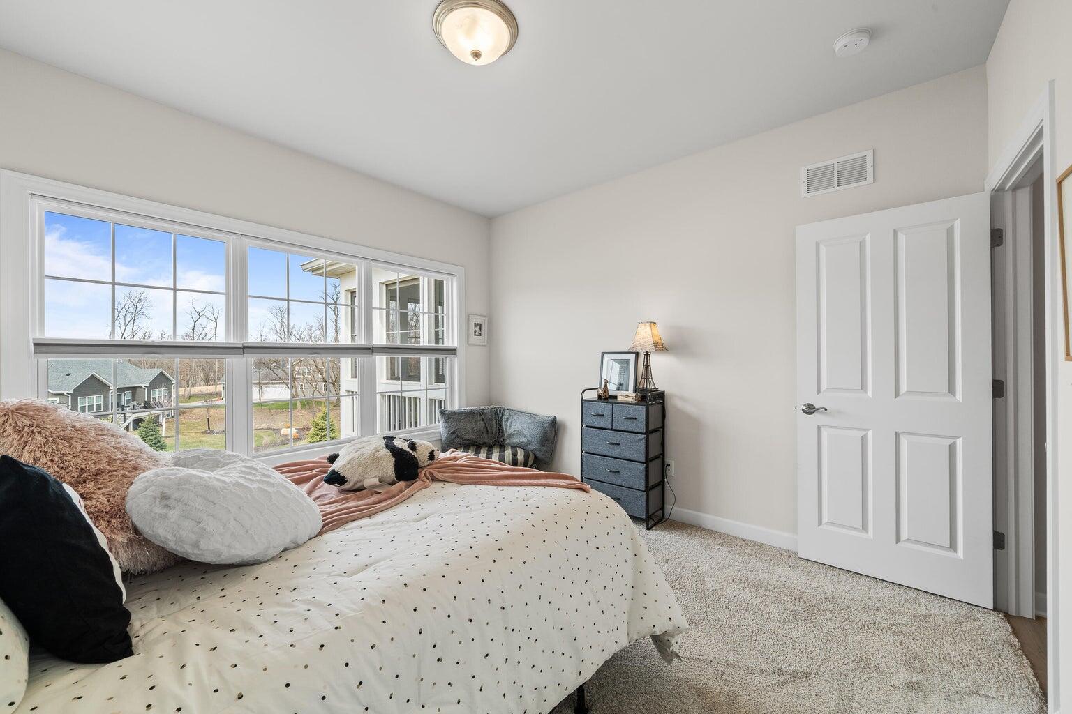1740 Cobblestone Ct
