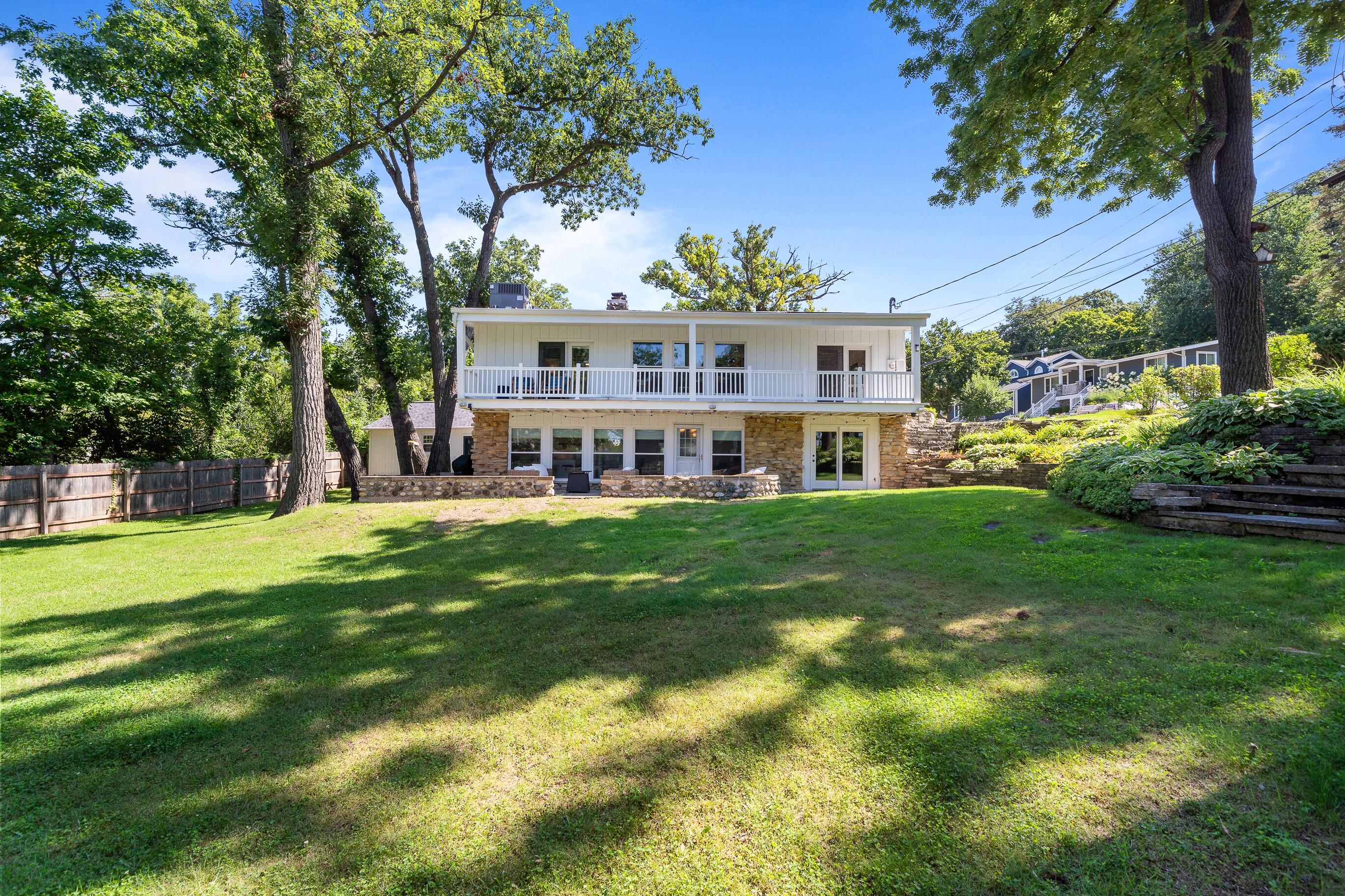 550 Glenview Rd