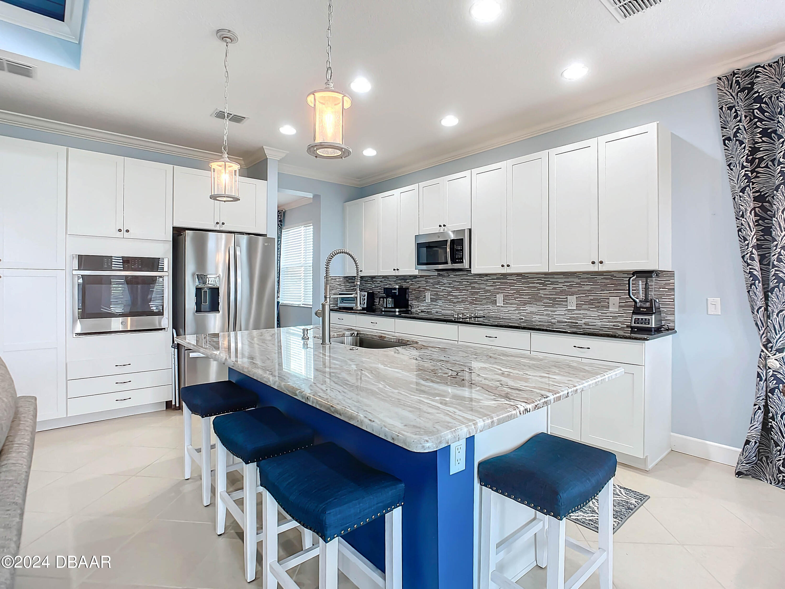 652 Landshark Boulevard