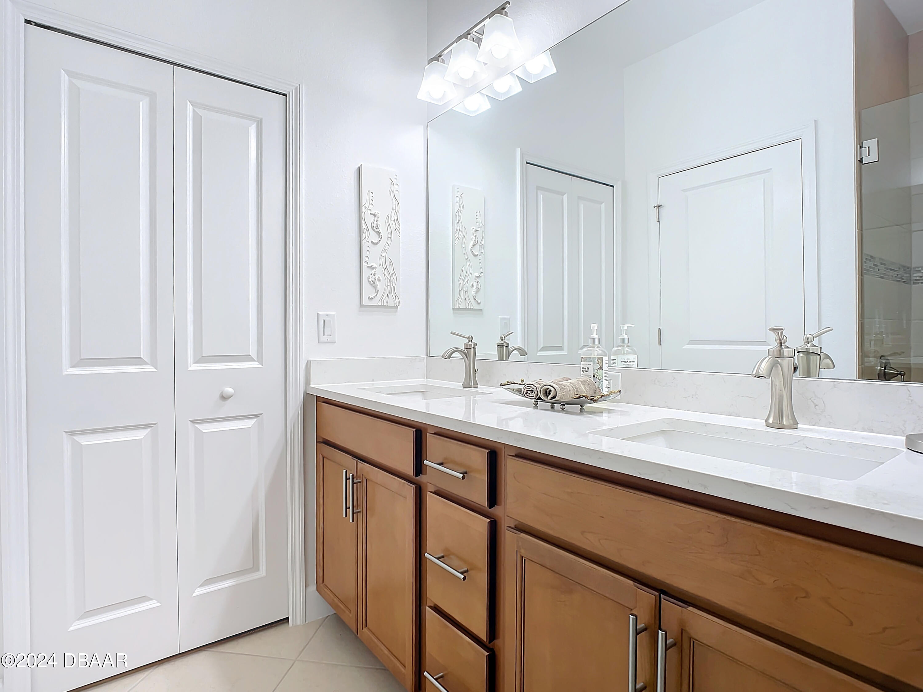 532 Landshark Boulevard