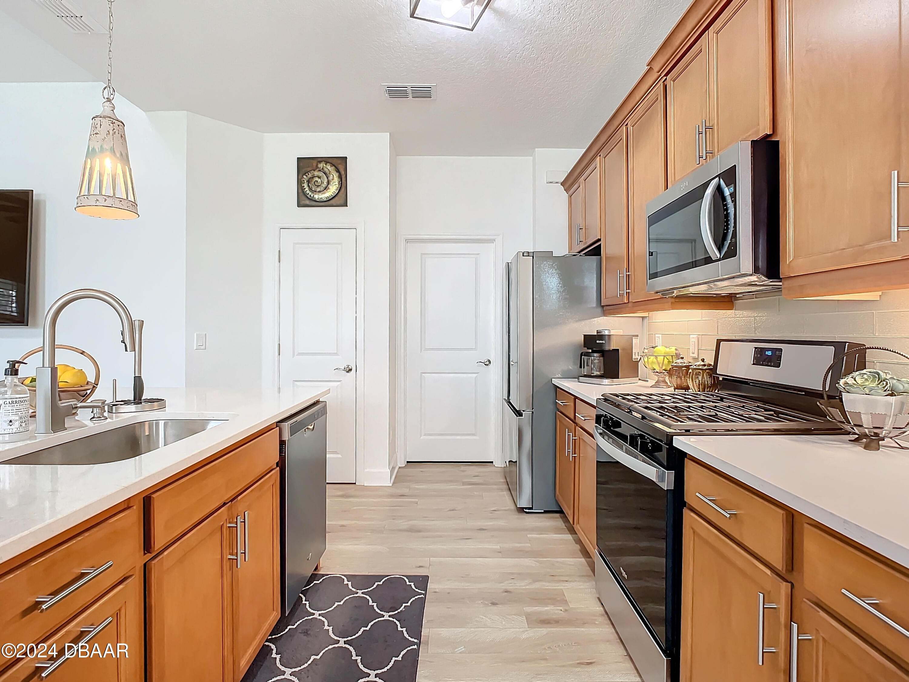 532 Landshark Boulevard