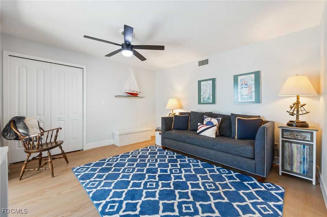 104 Pinebrook DR