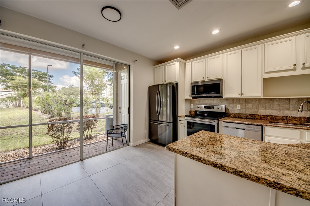 10011 Chiana CIR