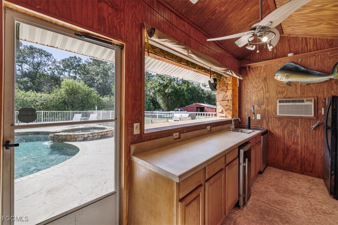 2870 Hickey Creek RD