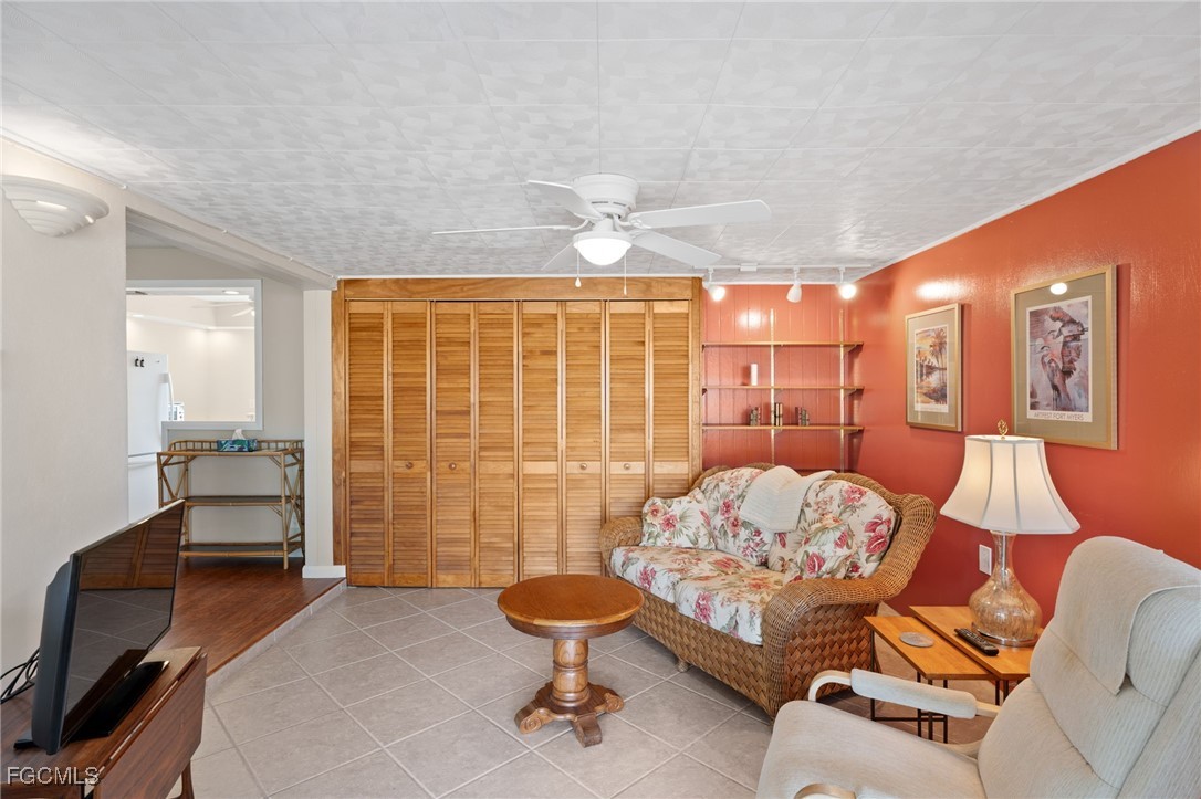 854 Pangola DR