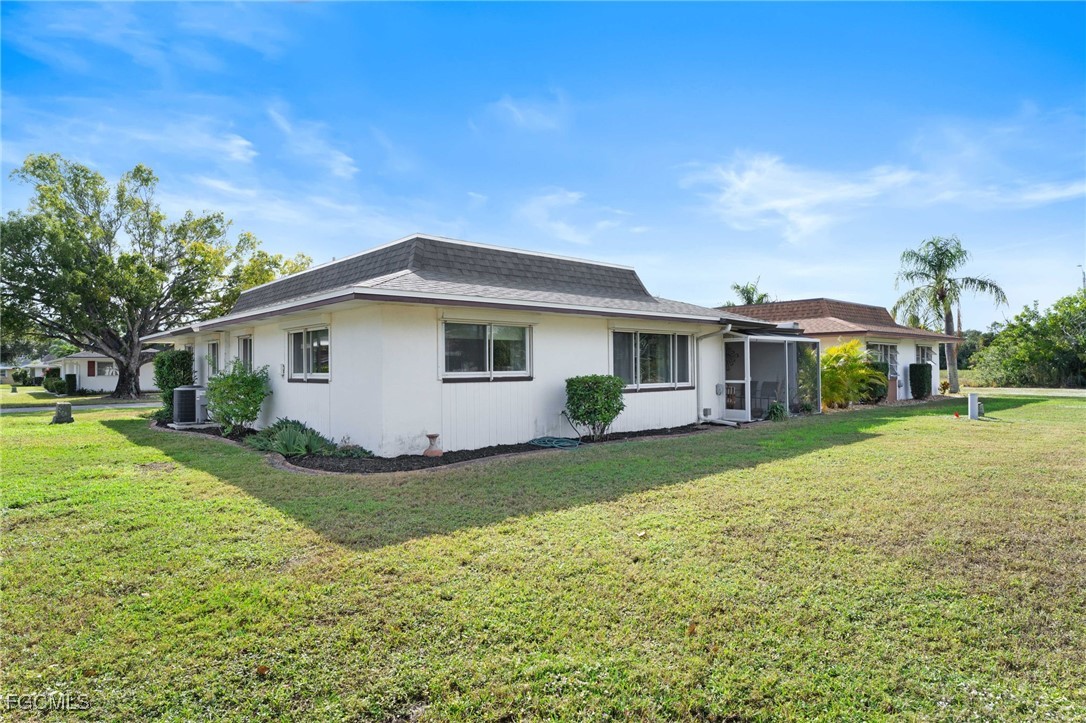 854 Pangola DR