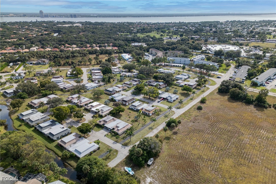 854 Pangola DR