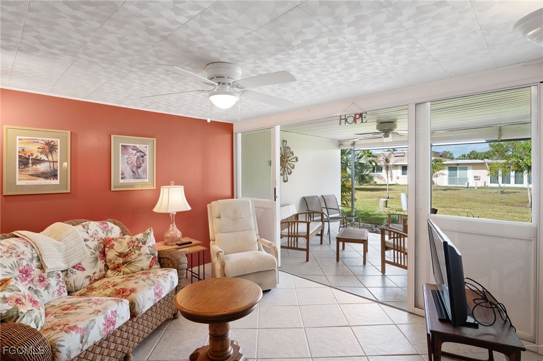 854 Pangola DR