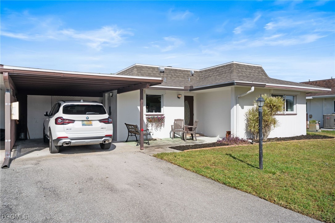 854 Pangola DR