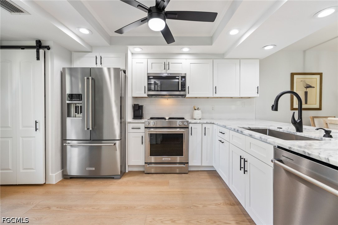104 Pinebrook DR