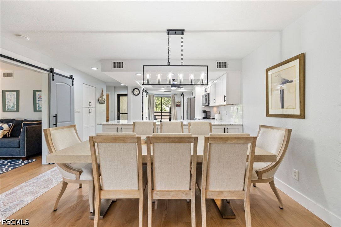 104 Pinebrook DR