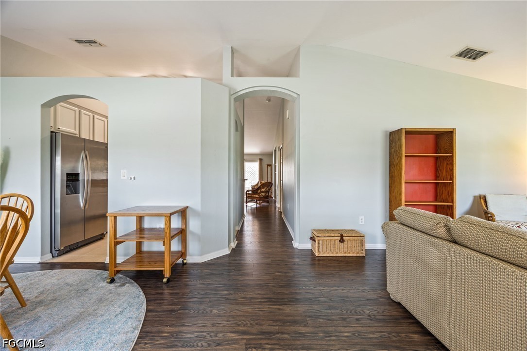 923 NE 9th TER