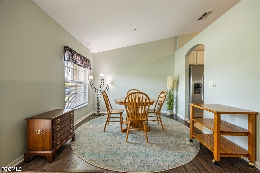 923 NE 9th TER