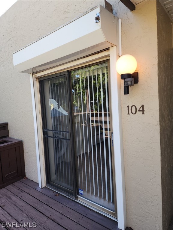104 Pinebrook DR