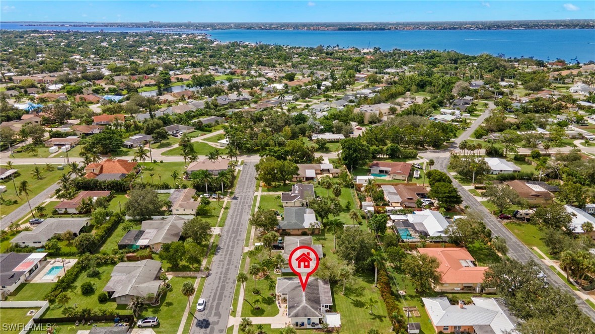 1039 El Mar AVE
