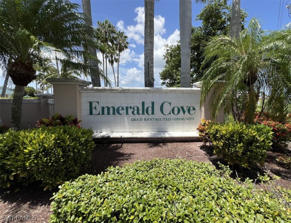 1775 Emerald Cove CIR
