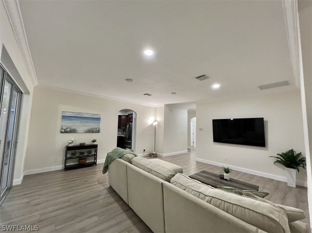 1775 Emerald Cove CIR