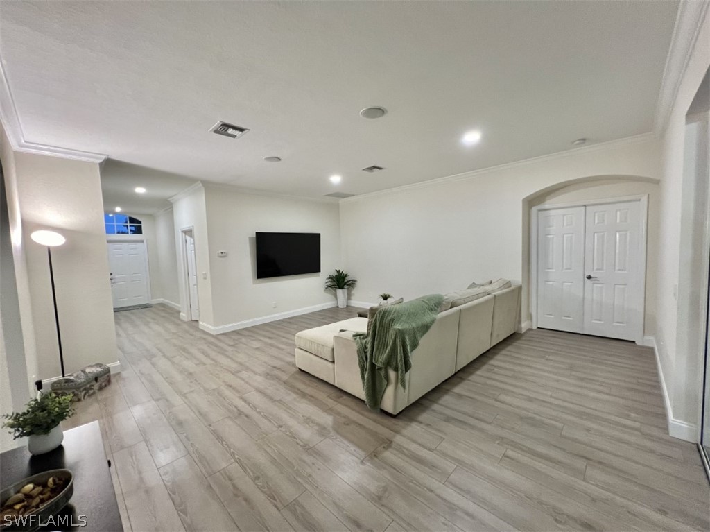1775 Emerald Cove CIR