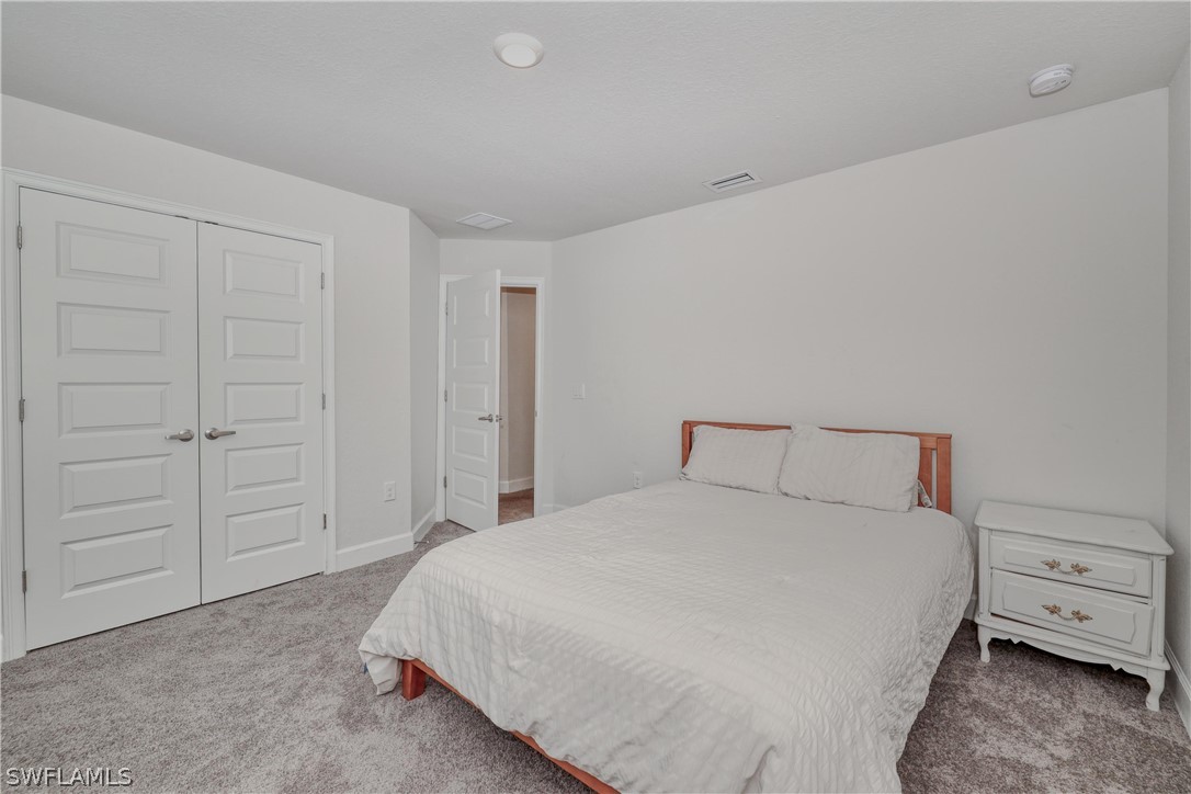 525 Kingsbury LN