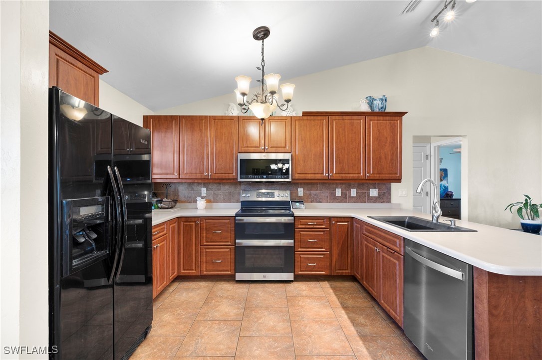 1606 SW 19th TER