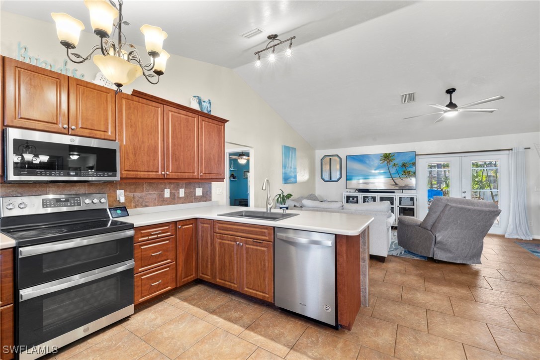 1606 SW 19th TER