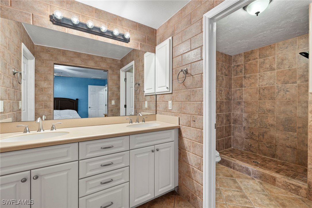 1606 SW 19th TER