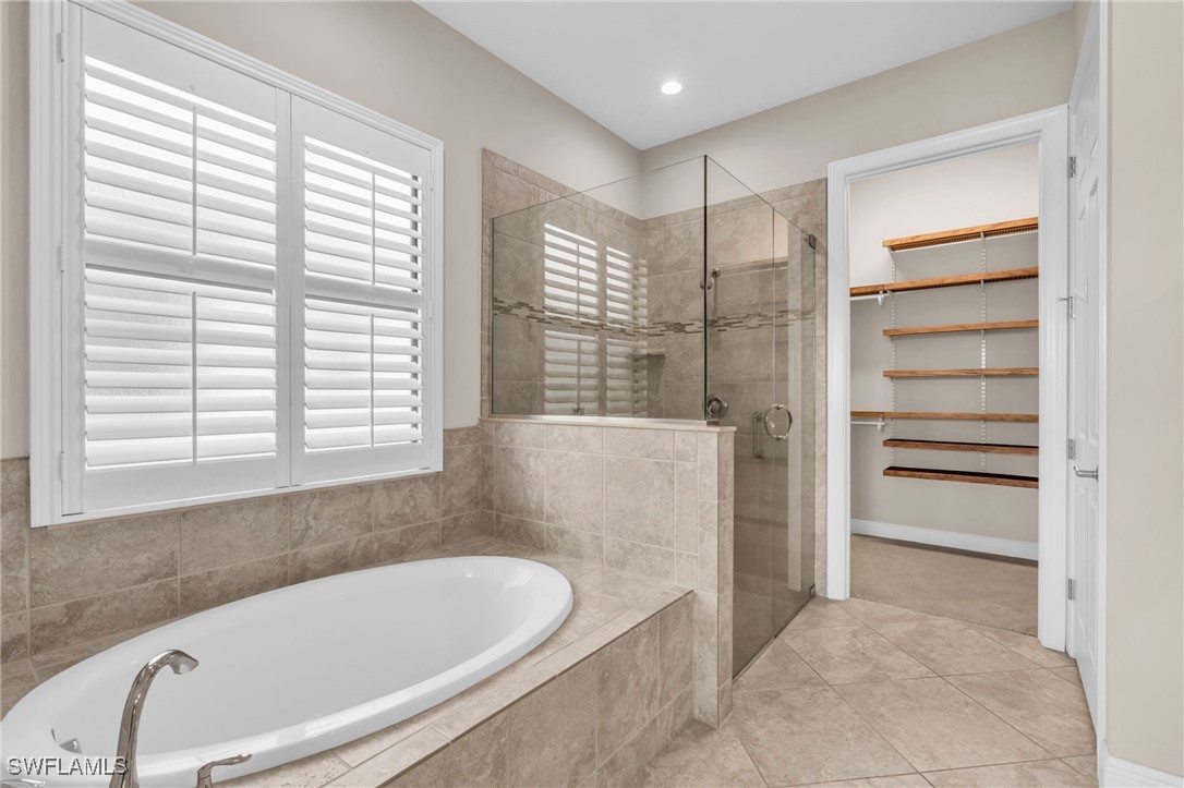 12463 Kentwood AVE
