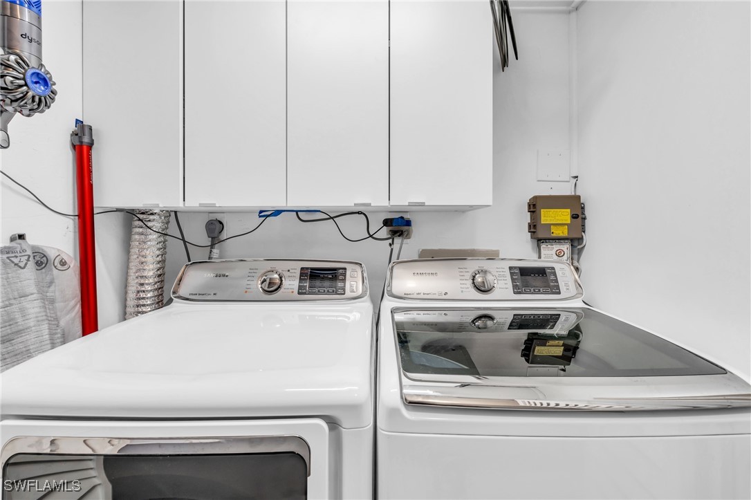4904 Vincennes ST 105