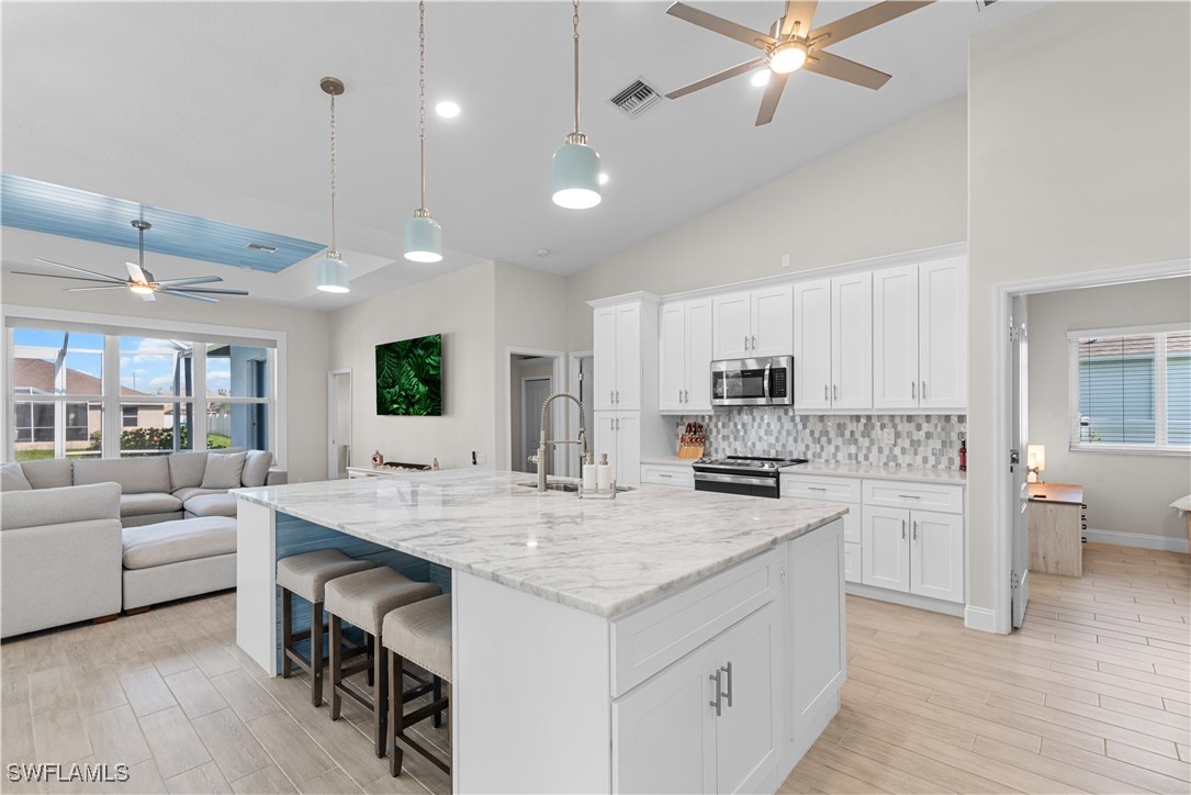 1921 SW 29th TER