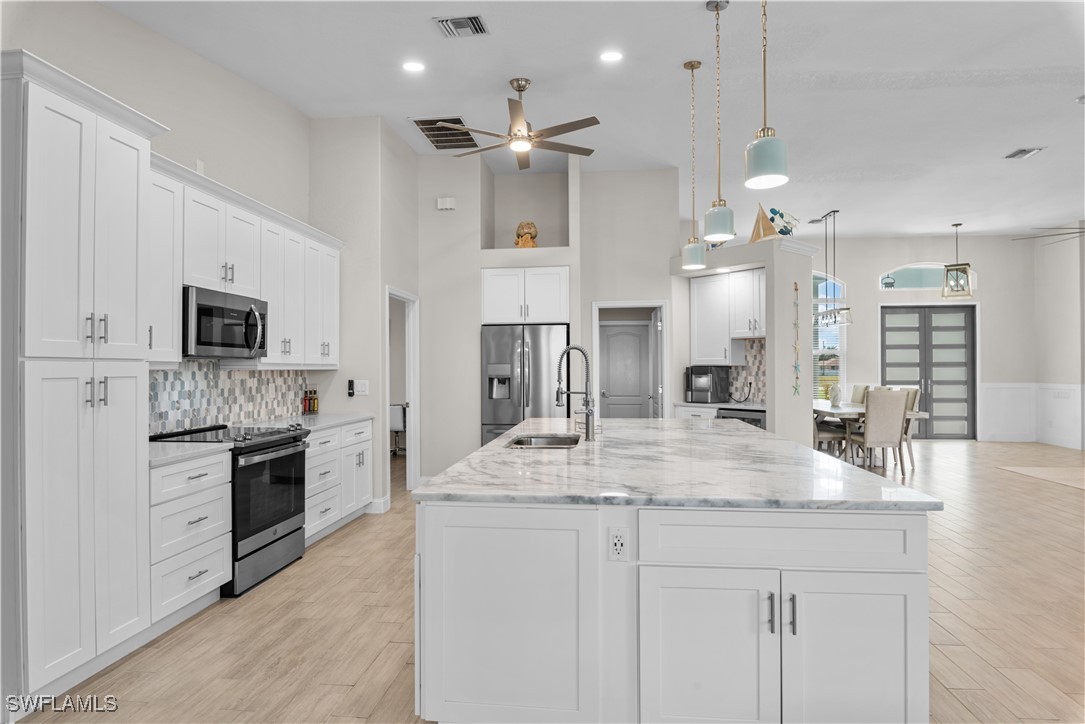 1921 SW 29th TER